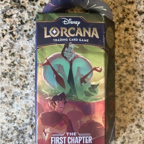 Disney Lorcana TCG The First Chapter Starter Deck Ruby Emerald With Booster Pack - Picture 4 of 9
